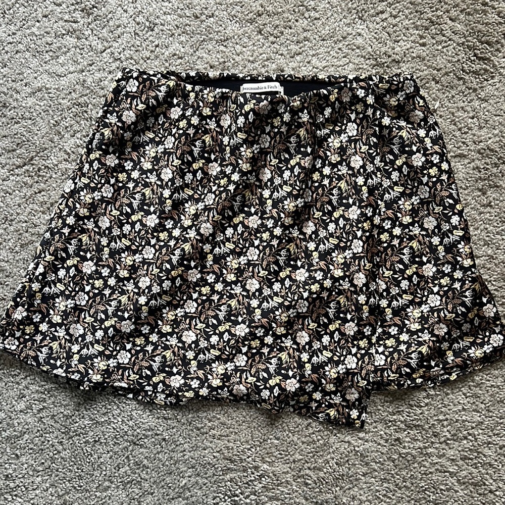 Abercrombie satin mini skirt